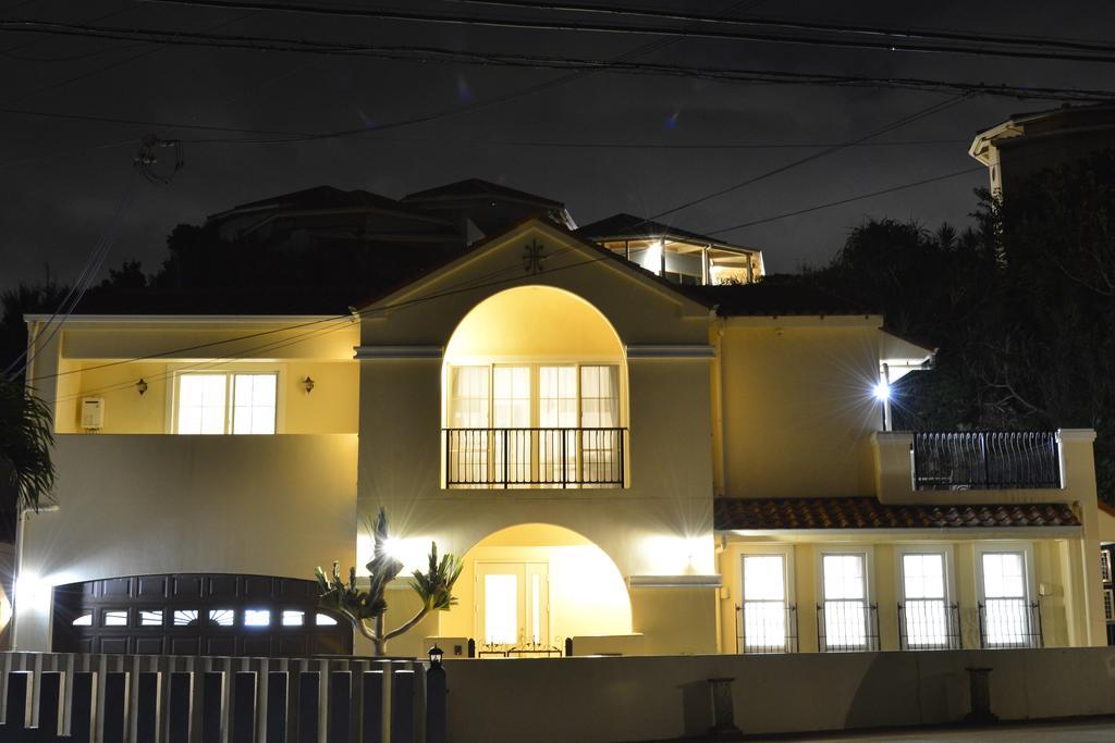 Maeda Biru House Villa Onna Exterior photo