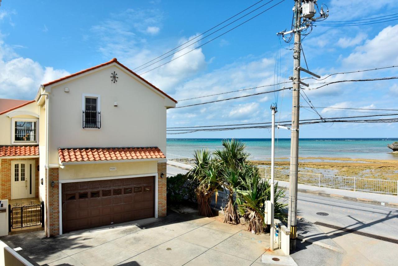 Maeda Biru House Villa Onna Exterior photo